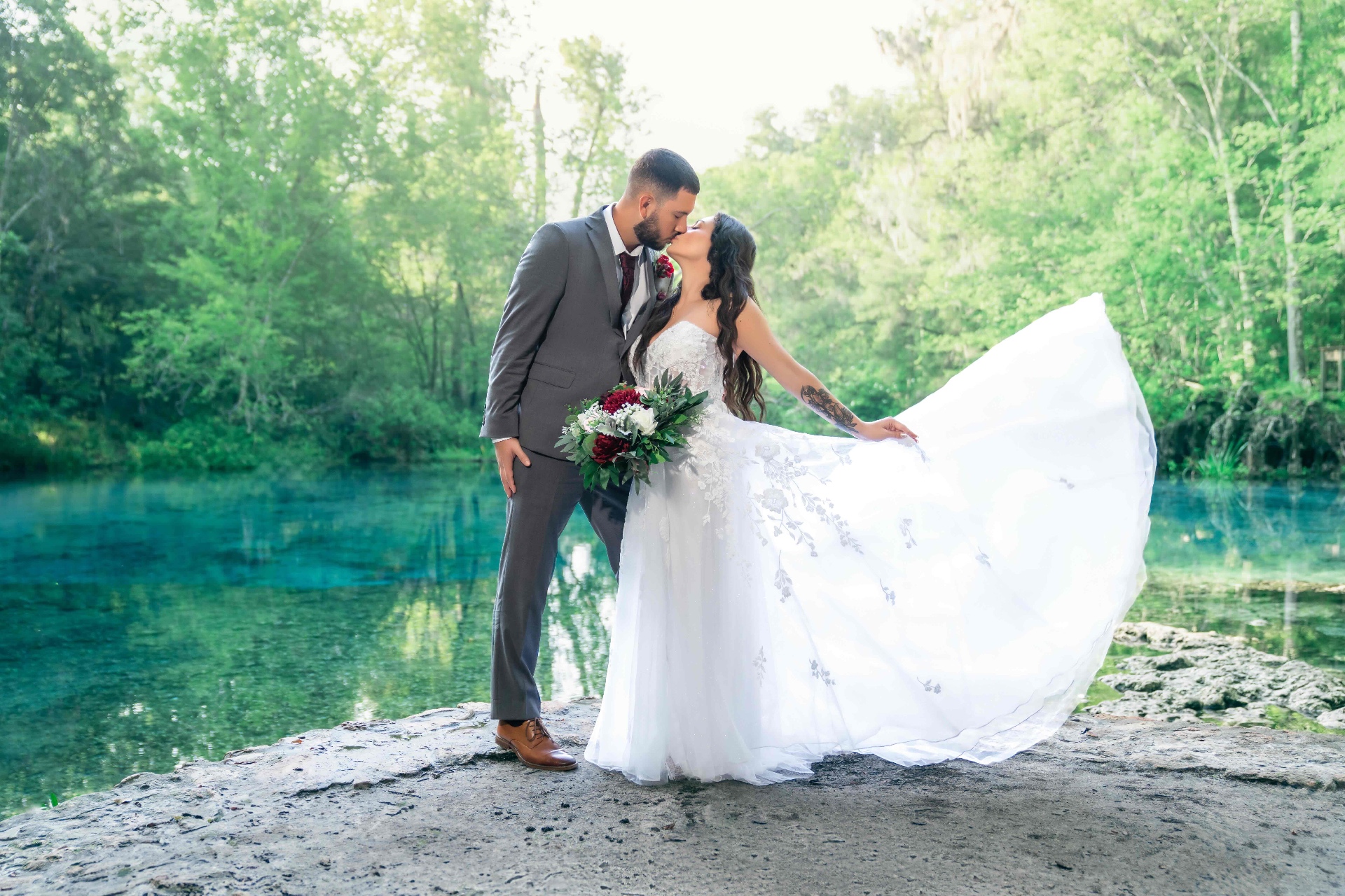 Florida elopement couple